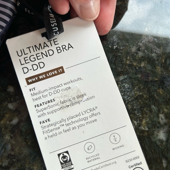 NWT Allyson Felix x Athleta Ultimate Legend Bra. XS. Collaboration. Limited. - Picture 5 of 10